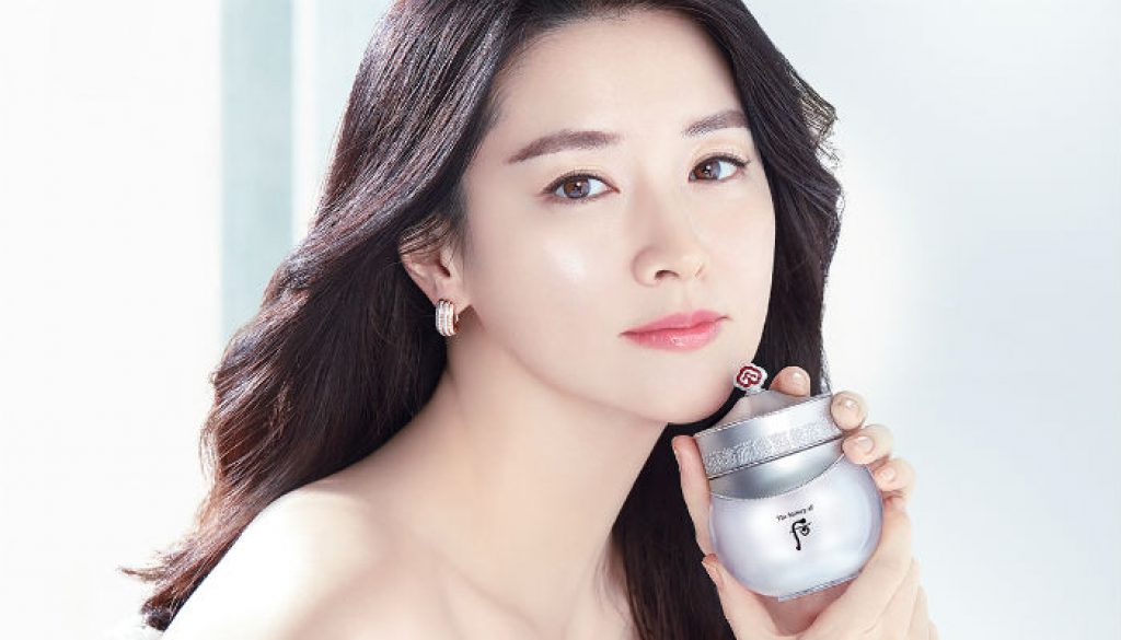 Korean actress Lee Young Ae